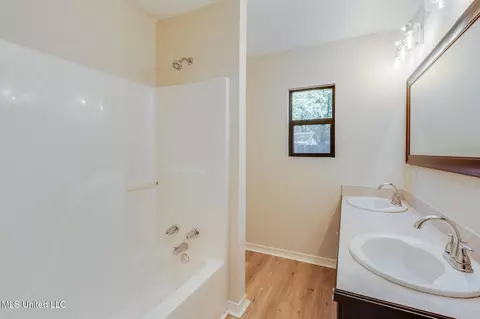 3407 Hemlock Ave, Moss Point, MS 39563 photo 15