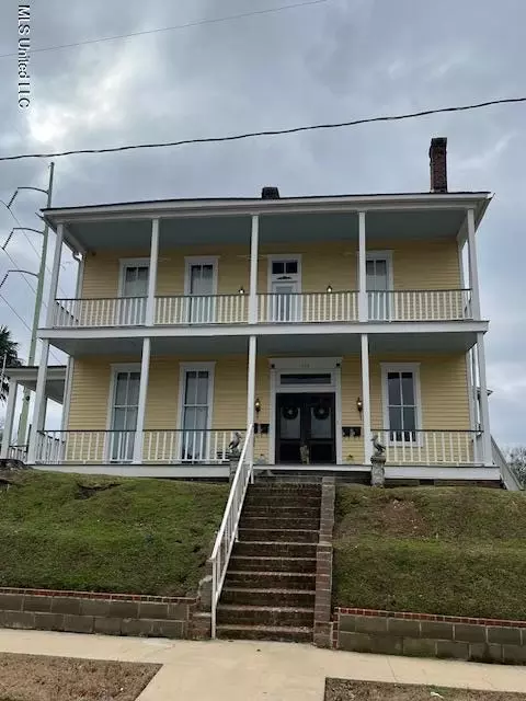 1116 Main St, Natchez, MS 39120