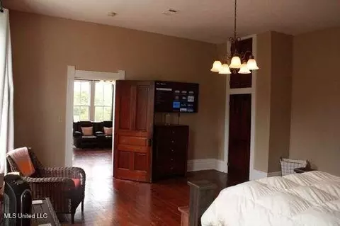 Bedroom - 1116 Main St, Natchez, MS 39120 photo 2 of 8