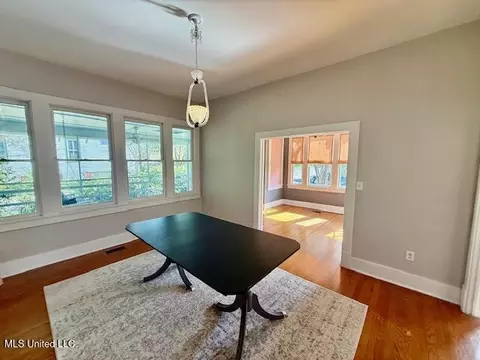 Dining - 511 Madison St, Natchez, MS 39120 photo 2 of 4