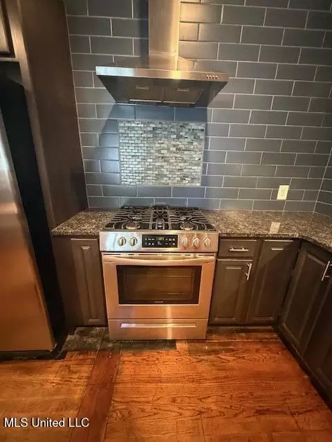 Kitchen - 511 Madison St, Natchez, MS 39120 photo 1 of 6