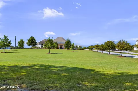 151 Stump Ridge Rd, Brandon, MS 39047