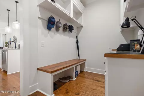 Entry Way - 115 Hampstead Dr, Madison, MS 39110 photo 3 of 3