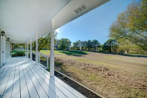 177 S Fork Dr Cv, Senatobia, MS 38668