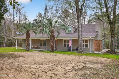 18210 Braden Rd, Saucier, MS 39574