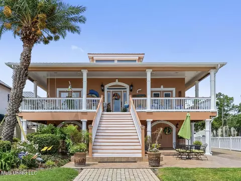 1456 Beach Blvd, Biloxi, MS 39530