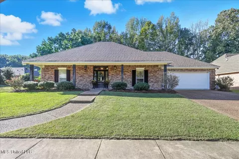149 Navajo Cir, Clinton, MS 39056