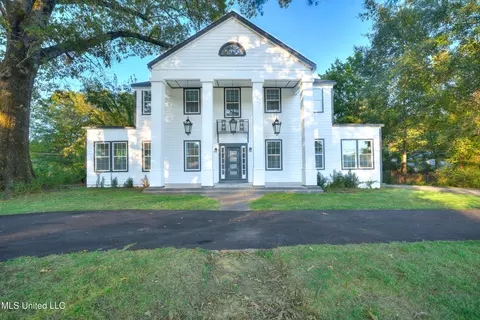 586 Central Ave, Coldwater, MS 38618