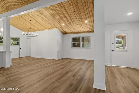 Other - 22 Fox Glen Cv, Brandon, MS 39042 photo 3 of 4