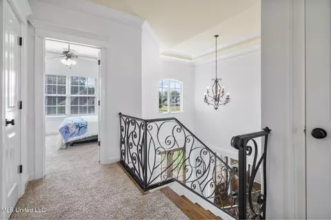 Entry Way - 566 E Shadow View Dr, Hernando, MS 38632 photo 4 of 4