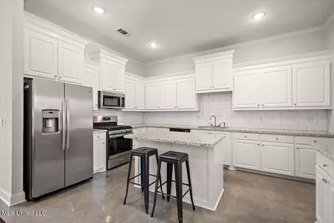 103 Brunswick Cv, Canton, MS 39046 photo 9