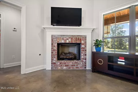 103 Brunswick Cv, Canton, MS 39046 photo 8