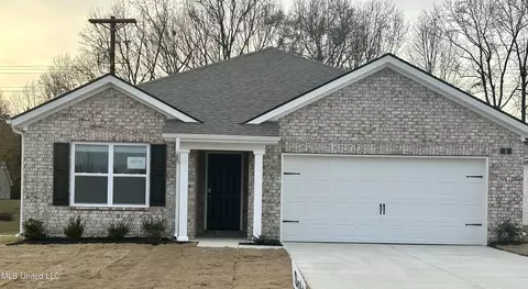 5 Silo Ln, Byhalia, MS 38611