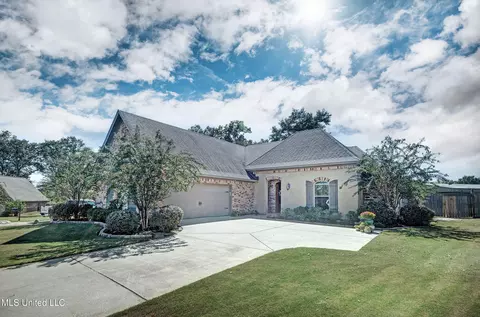 263 Clubview Cir, Pearl, MS 39208