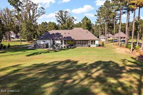 Exterior - 488 Viewpointe Way, Clinton, MS 39056 photo 14 of 16
