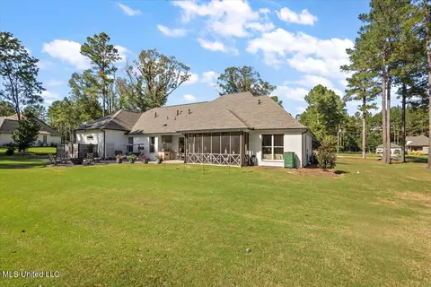 Exterior - 488 Viewpointe Way, Clinton, MS 39056 photo 11 of 16