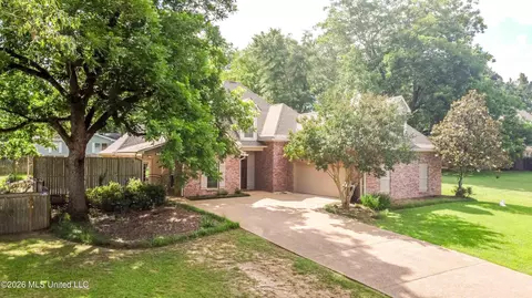 101 Sandstone Dr, Brandon, MS 39047