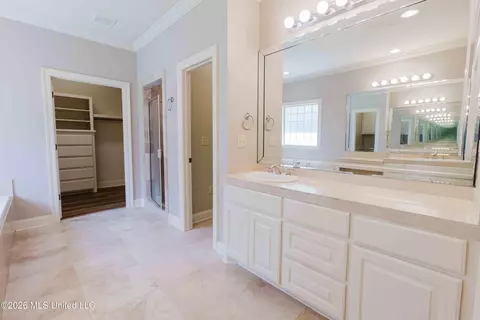 Entry Way - 101 Sandstone Dr, Brandon, MS 39047 photo 4 of 5