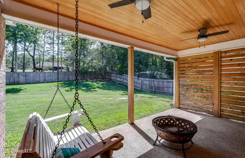 Exterior - 2022 S Cobblestone Cv, Brandon, MS 39042 photo 8 of 15
