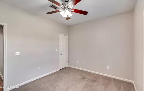 Bedroom - 2022 S Cobblestone Cv, Brandon, MS 39042 photo 8 of 10