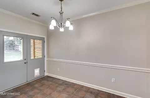 Dining - 2022 S Cobblestone Cv, Brandon, MS 39042 photo 1 of 1