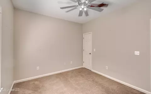 Bedroom - 2022 S Cobblestone Cv, Brandon, MS 39042 photo 3 of 10
