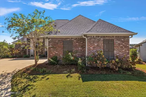 Exterior - 410 Duke Ct, Flowood, MS 39232 photo 2 of 6