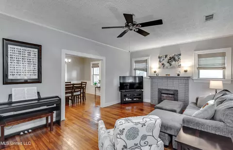 3935 Greaves St, Jackson, MS 39206 photo 7