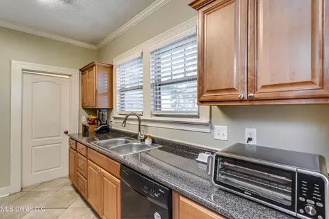 3935 Greaves St, Jackson, MS 39206 photo 26