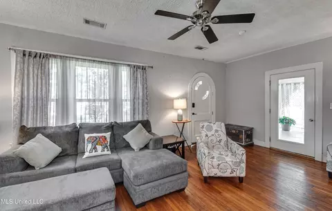 3935 Greaves St, Jackson, MS 39206 photo 10