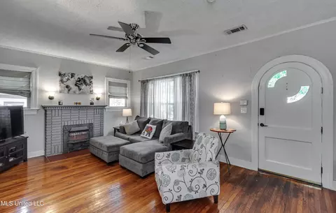 3935 Greaves St, Jackson, MS 39206 photo 8