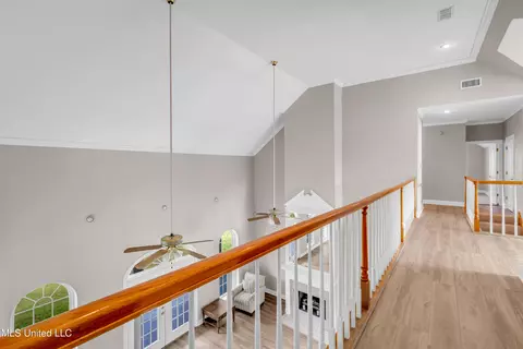 Entry Way - 79293 E Diamondhead Dr, Diamondhead, MS 39525 photo 5 of 5