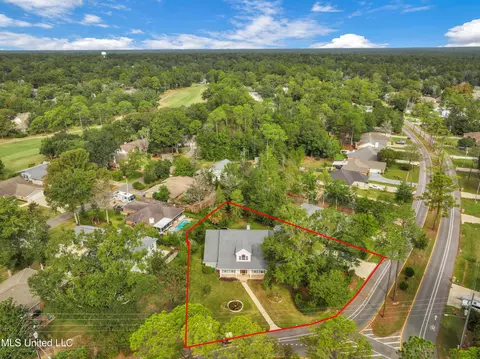 View/Area - 79293 E Diamondhead Dr, Diamondhead, MS 39525 photo 1 of 2