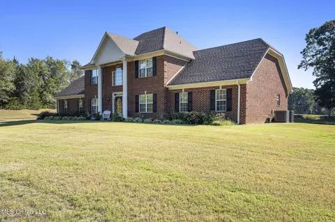 Exterior - 681 Gaines Rd, Hernando, MS 38632 photo 3 of 11