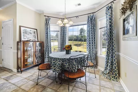 Dining - 681 Gaines Rd, Hernando, MS 38632 photo 1 of 2