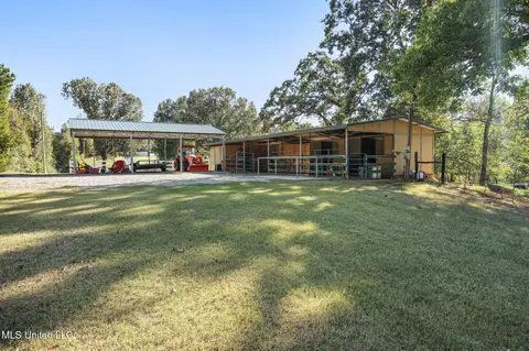 Exterior - 681 Gaines Rd, Hernando, MS 38632 photo 10 of 11
