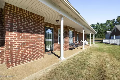 Exterior - 681 Gaines Rd, Hernando, MS 38632 photo 8 of 11