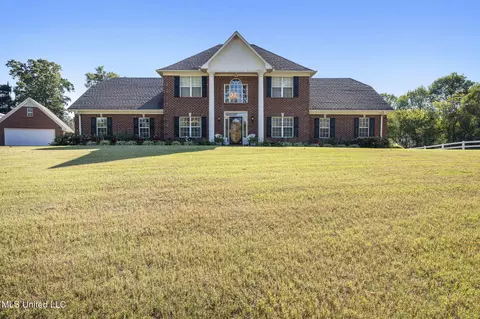 681 Gaines Rd, Hernando, MS 38632