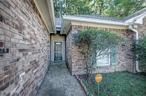 2017 Rolling Hill Dr, Brandon, MS 39042 photo 3