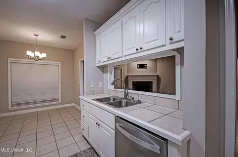 2017 Rolling Hill Dr, Brandon, MS 39042 photo 13
