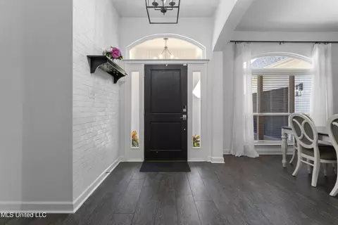 Entry Way - 20175 Hill Top Rd, Saucier, MS 39574 photo 1 of 4