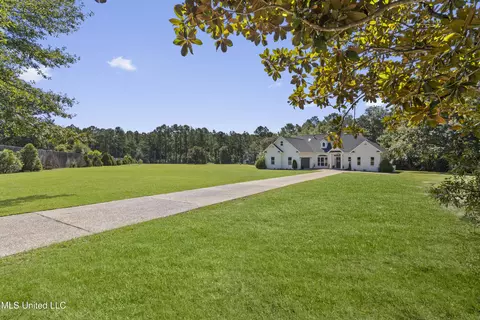 Exterior - 20175 Hill Top Rd, Saucier, MS 39574 photo 2 of 23