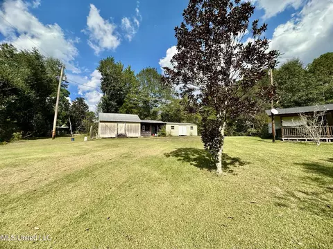 Exterior - 117 Holifield Rd, Laurel, MS 39443 photo 13 of 21