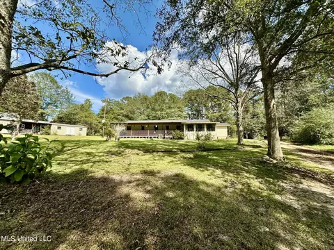 Exterior - 117 Holifield Rd, Laurel, MS 39443 photo 10 of 21