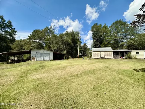 Exterior - 117 Holifield Rd, Laurel, MS 39443 photo 12 of 21