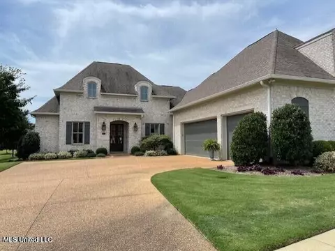 215 Greenbriar Loop, Oxford, MS 38655