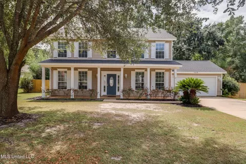7809 Clamshell Ave, Ocean Springs, MS 39564