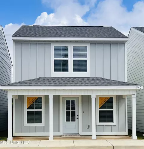 945 Motsie Rd, Biloxi, MS 39532