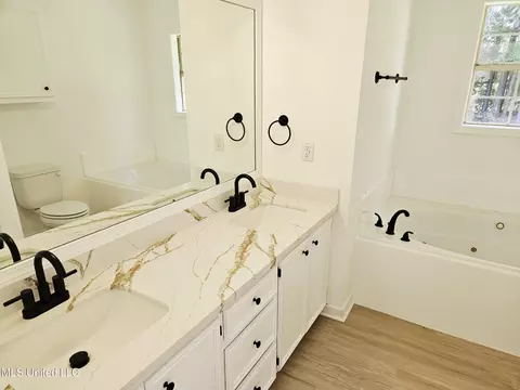 Bath - 109 Stanton Hall Dr, Florence, MS 39073 photo 1 of 3