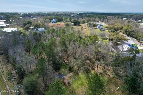 Waveland Ave, Waveland, MS 39576